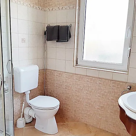 Apartament Garda Apartman5 *